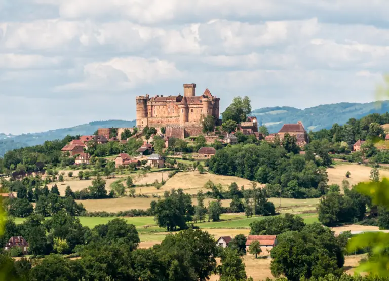 À 20 minutes de Rocamadour, visitez le château fort de Castelnau